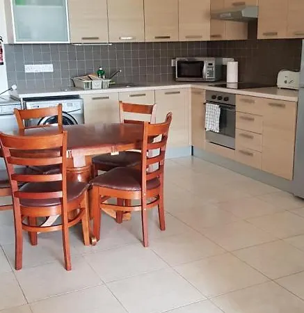 Panoramic Village Apartment *