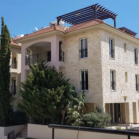 Panoramic Village Apartment
